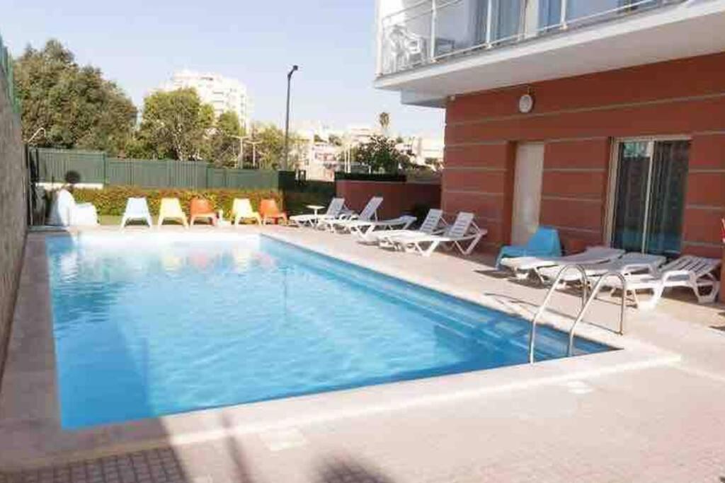 Studio 17 Portimão Piscina Wi-Fi Gratuito Perto da Praia da Rocha