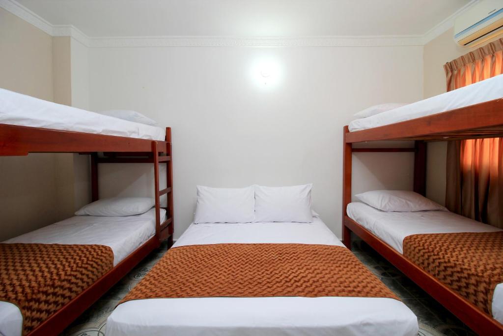 Hotel Rodadero Inn By GEH Suites - Quadruple Room