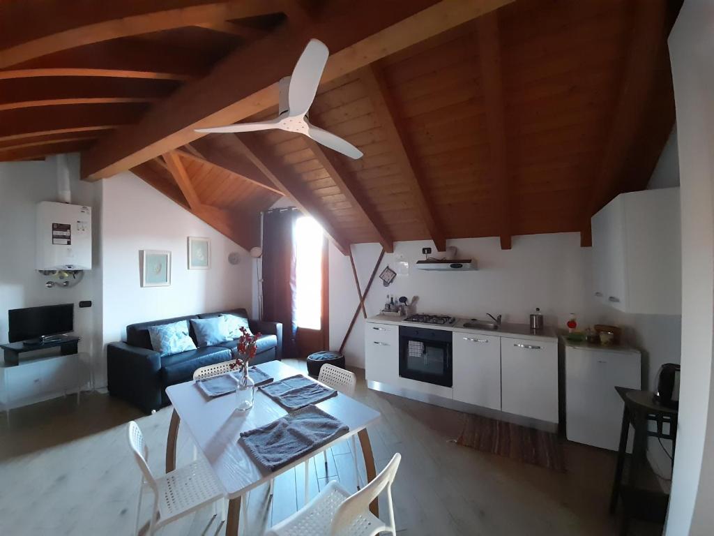 Kuchyň nebo kuchyňský kout v ubytování A Casa di Sole