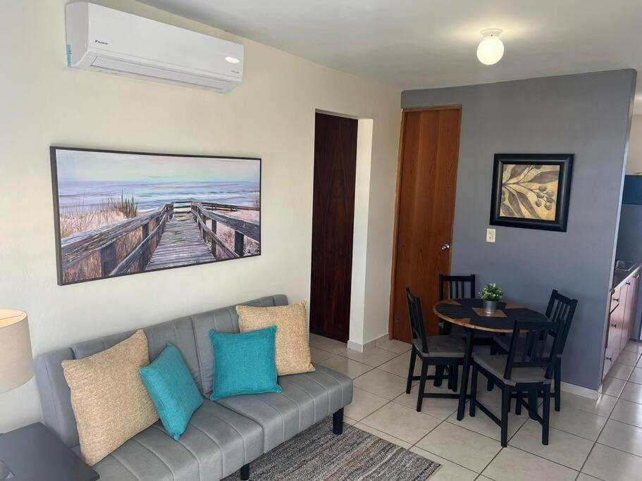 Posezení v ubytování Casa Maria 2BR Apt with terrace