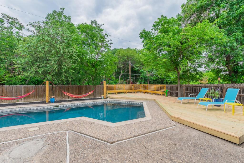 Central SA, Bentwood Pool House, San Antonio Updated 2023 Prices