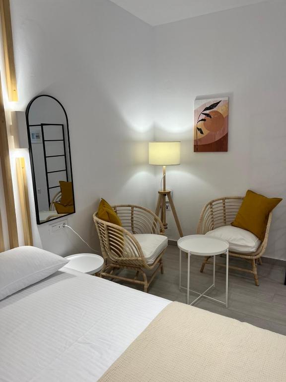 Posteľ alebo postele v izbe v ubytovaní Akroyiali Resort