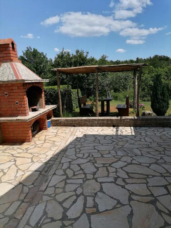 Balkón nebo terasa v ubytování Sem