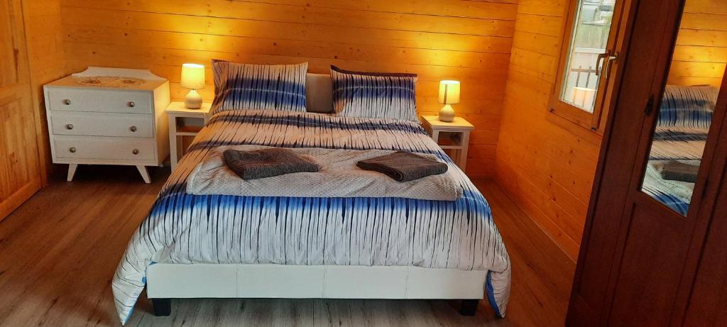 Postel nebo postele na pokoji v ubytování Churchill Cabin