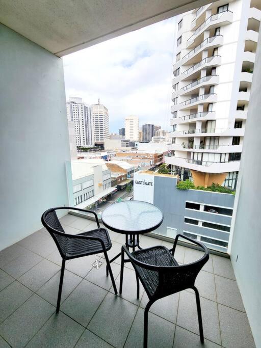 Bondi Junction Beautyにあるバルコニーまたはテラス