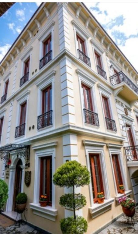 Budova, kde se hotel nachází