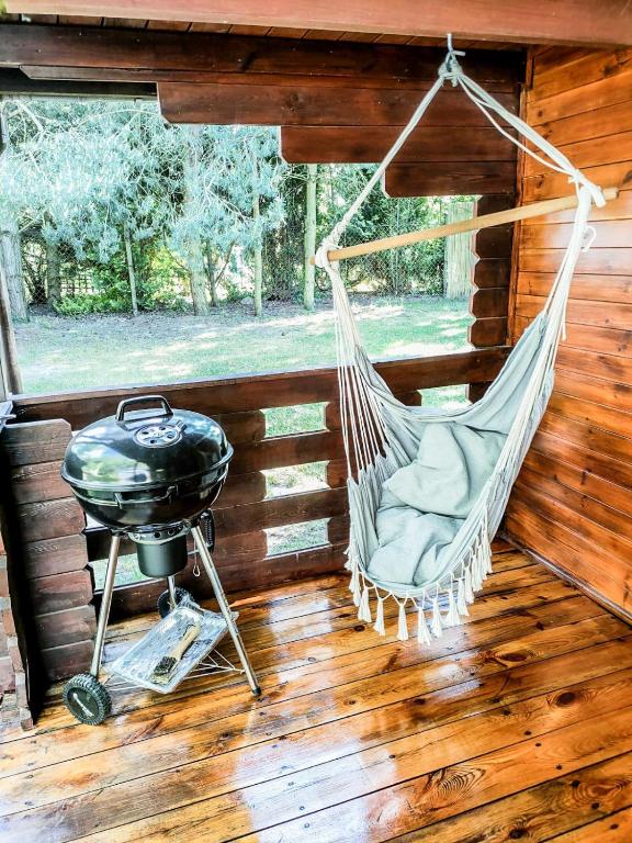 Fotografia z galérie ubytovania DOM LAS 2-natura, relaks, jacuzzi, akwen Jeziorsko v destinácii Kolonia Strachocice