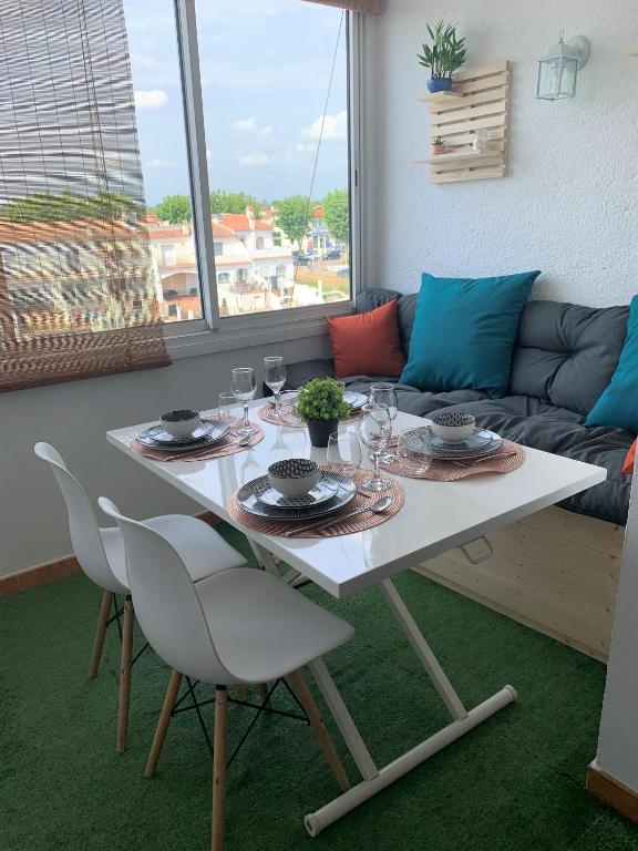 Fotografie z fotogalerie ubytování Appartement Port Alegre Empuriabrava v destinaci Empuriabrava