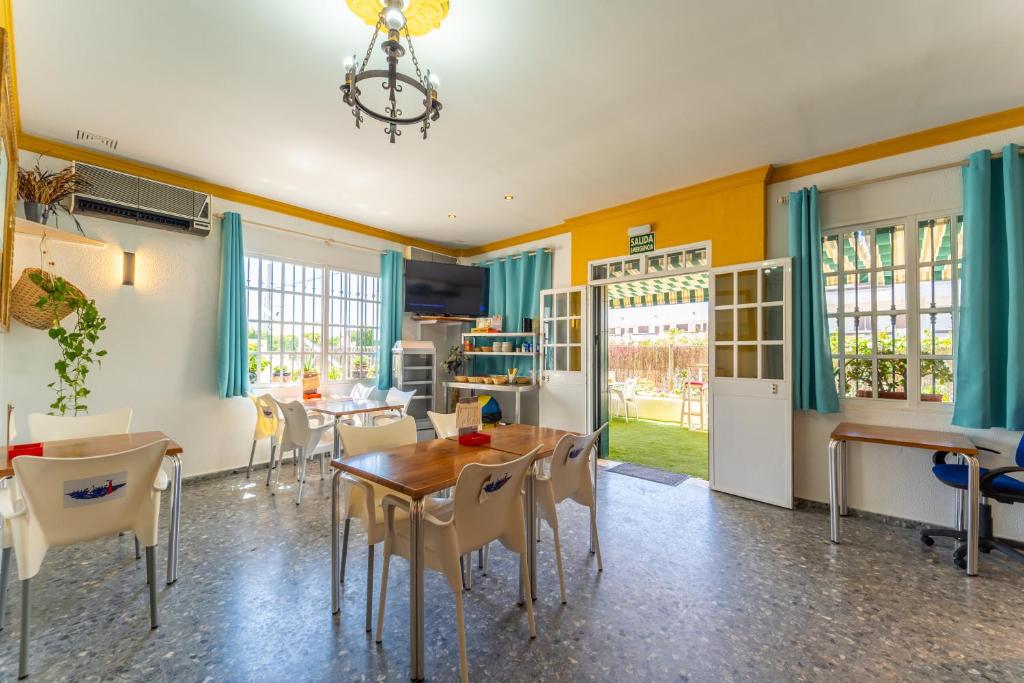 Restaurace v ubytování Hostal Miramar