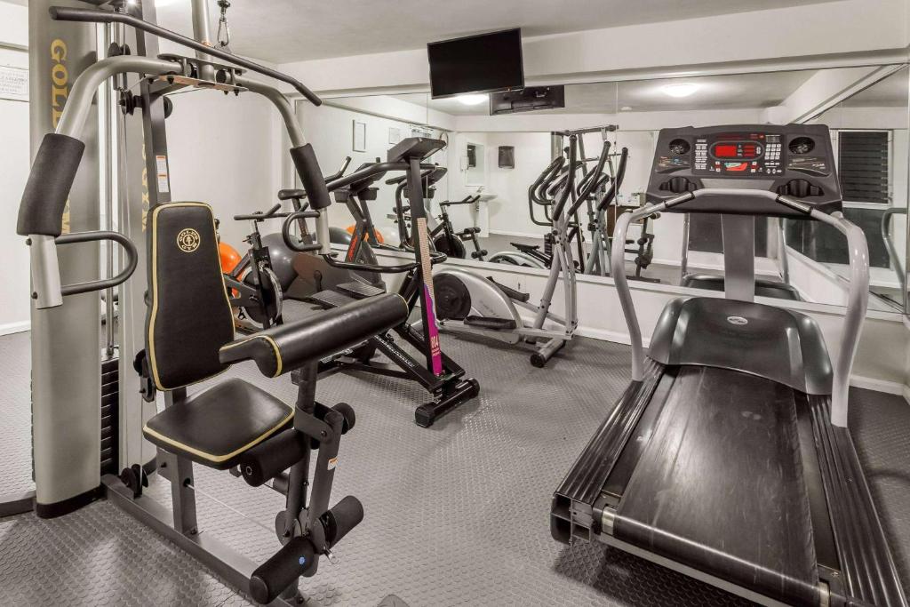 Fitness centrum a/nebo fitness zařízení v ubytování Ramada Plaza by Wyndham Leon