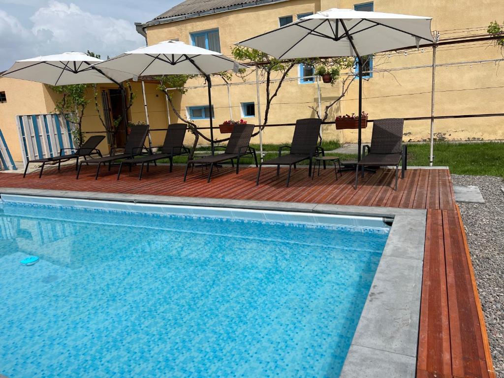 Bazén v ubytování Brewery House&Beer Spa nebo v jeho okolí