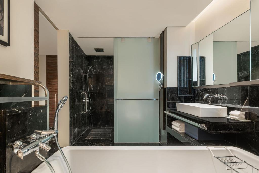 Le Meridien Bangkok - 8