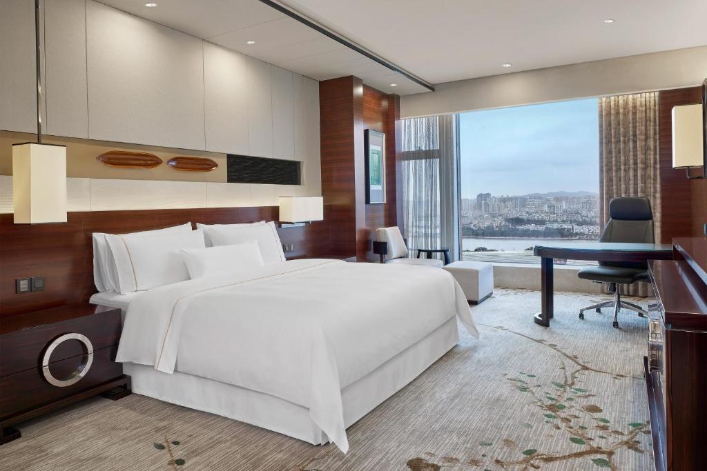 Postel nebo postele na pokoji v ubytování The Westin Pazhou