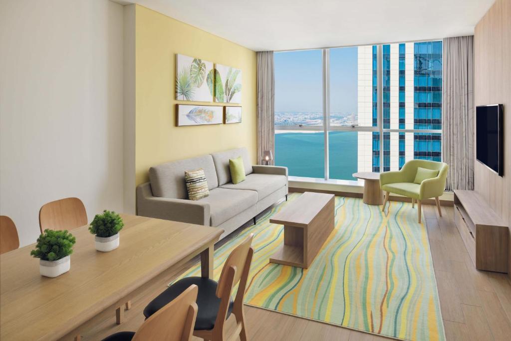 Χώρος καθιστικού στο Element by Westin City Center Doha