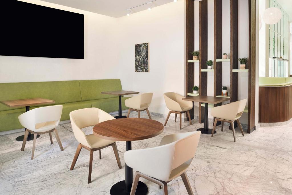 Μια τηλεόραση ή/και κέντρο ψυχαγωγίας στο Element by Westin City Center Doha