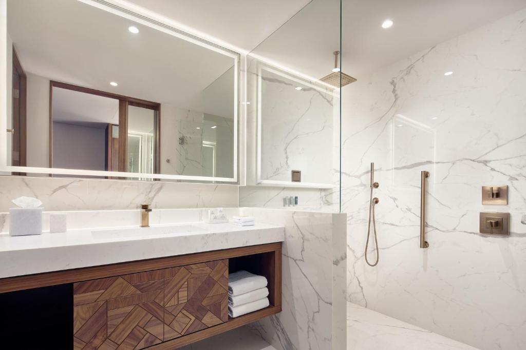 Koupelna v ubytování JW Marriott Hotel Guadalajara