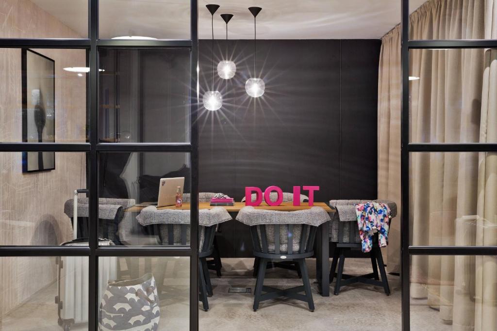 MOXY Berlin Humboldthain Park - Resim 34