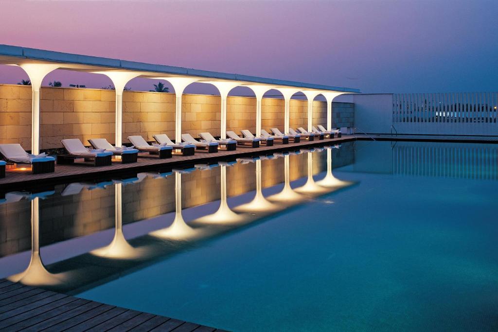 Bazén v ubytování ITC Sonar, a Luxury Collection Hotel, Kolkata nebo v jeho okolí