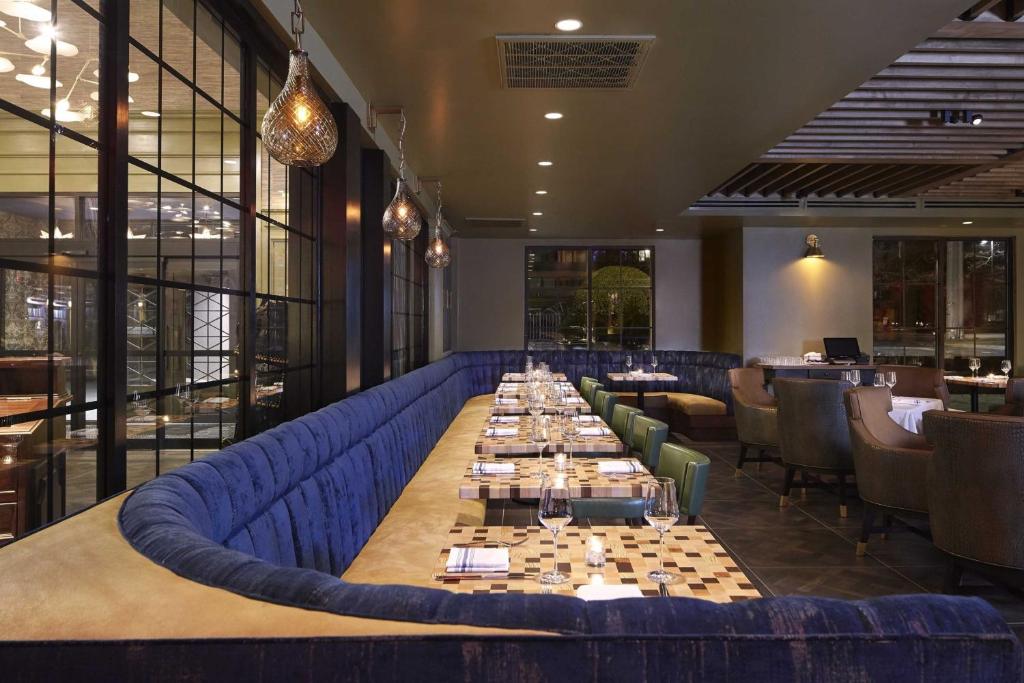 Posezení v ubytování The Burgess Hotel, Atlanta, a Tribute Portfolio Hotel