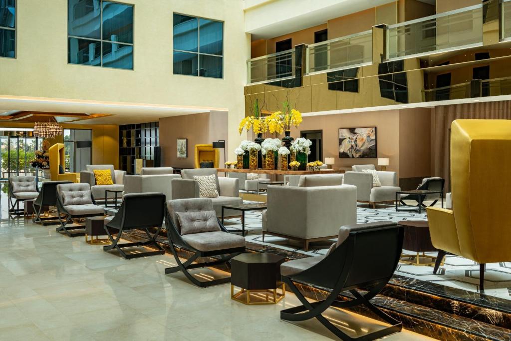 Four Points by Sheraton Production City, Dubai - Resim 17