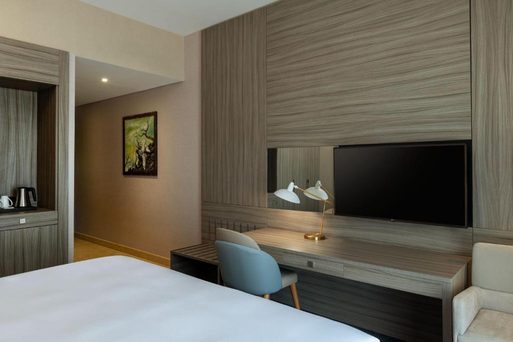 Four Points by Sheraton Production City, Dubai - Resim 25