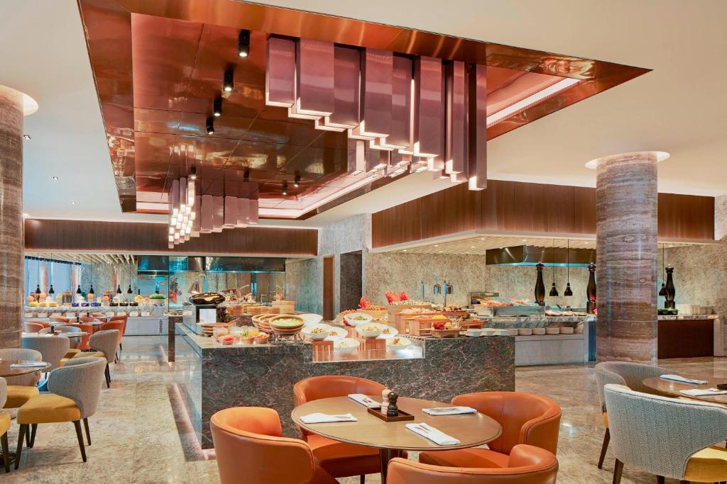 Restaurace v ubytování Sheraton Guangzhou Nansha Hotel