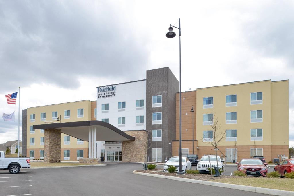 a hospital with cars parked in a parking lot at Fairfield Inn & Suites by Marriott Columbus Grove City in Grove City