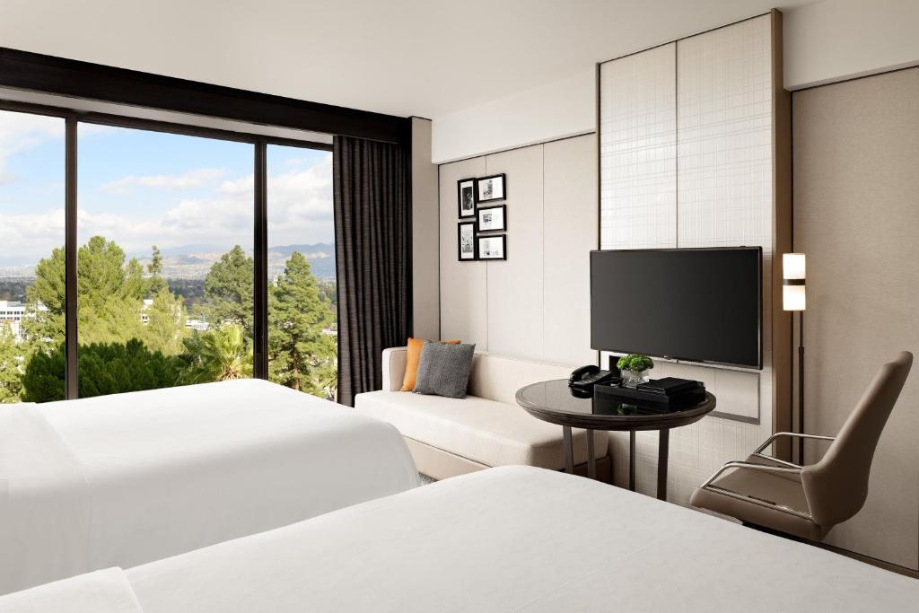 Sheraton Universal - Traditional Double Room With Two Double Beds