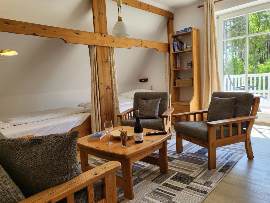 Posezení v ubytování Ferienwohnung "Neptun" im Haus Tjark