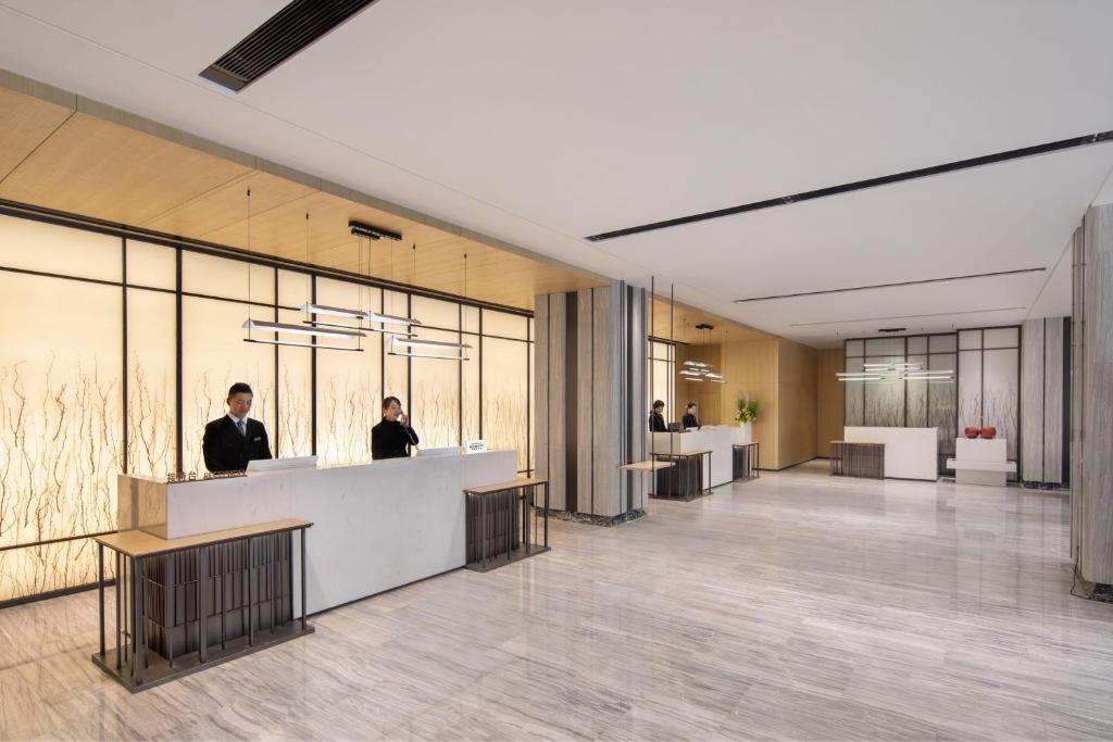 a rendering of the lobby of a planned office building at Courtyard by Marriott Nanchang in Nanchang