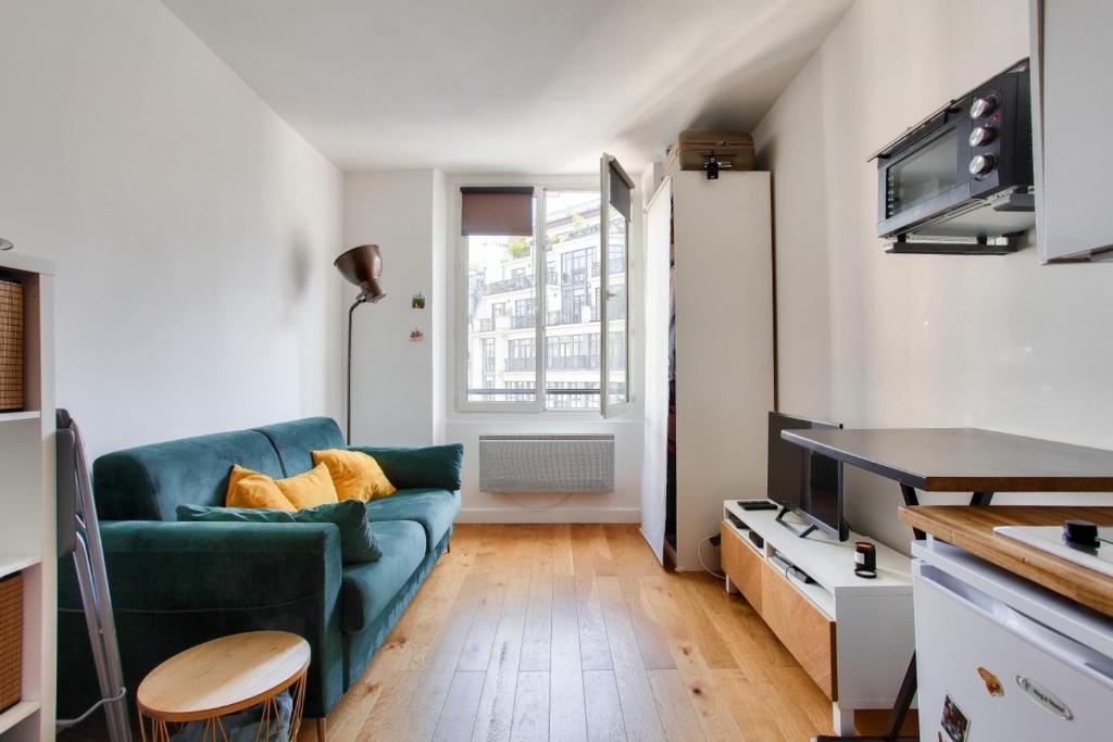 Beautiful 2person apartment in Opéra, Paris, France