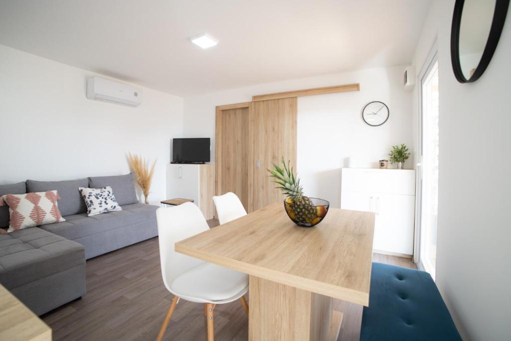 Posezení v ubytování Mobile Home Lana