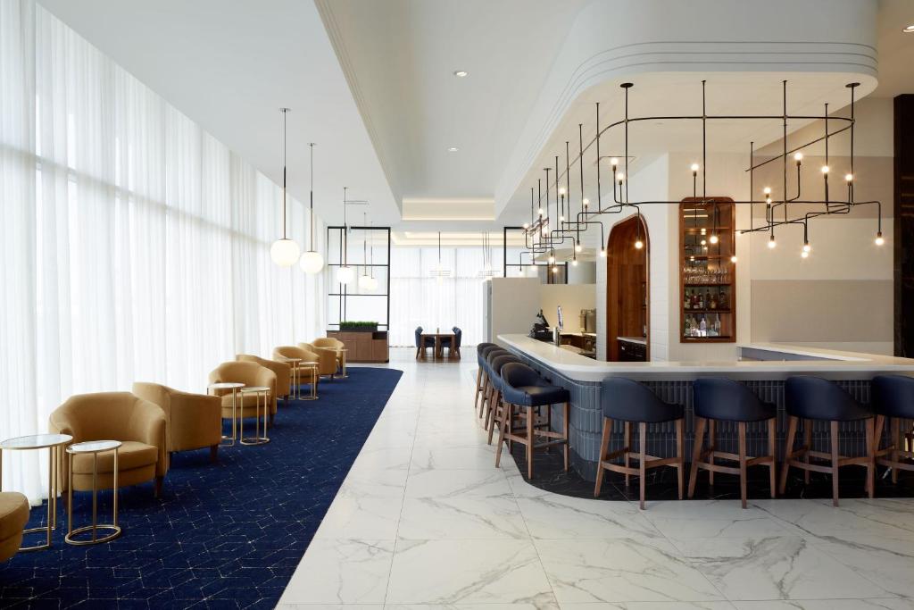 Courtyard Montreal Midtown - Resim 10