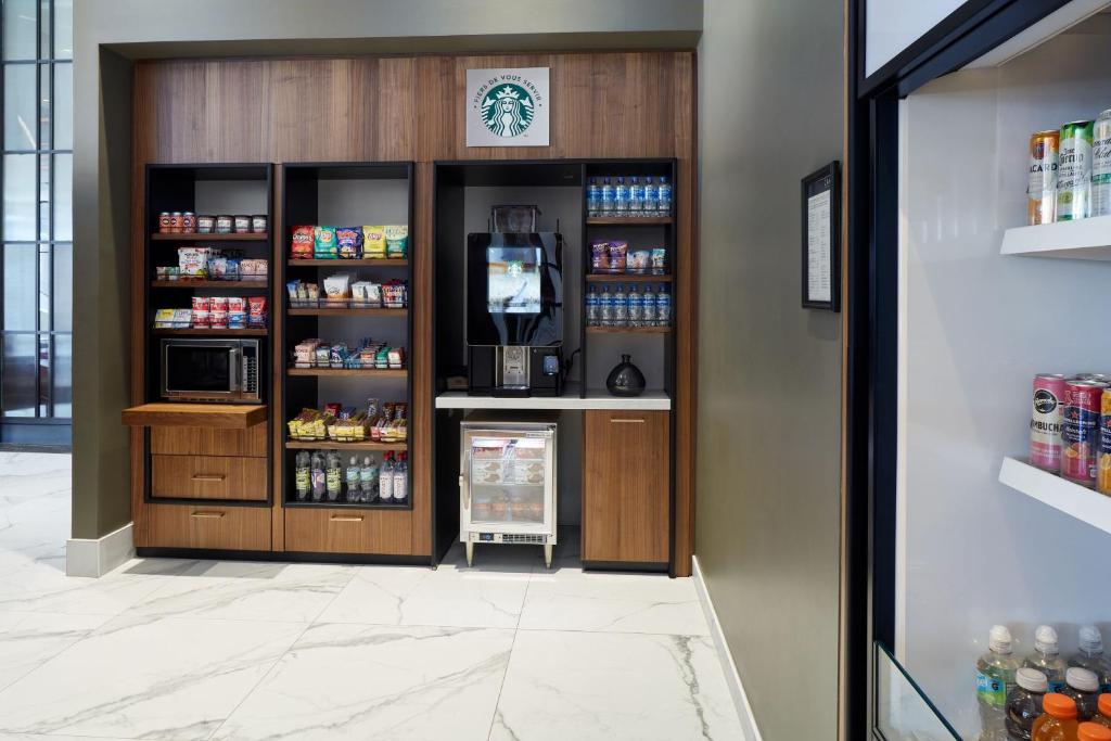 Courtyard Montreal Midtown - Resim 23