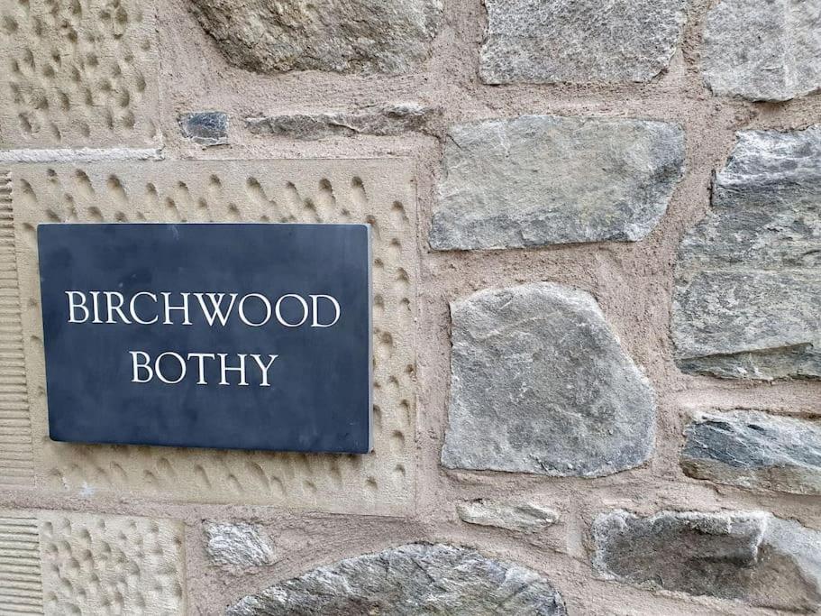 Certifikát, hodnocení, plakát nebo jiný dokument vystavený v ubytování Birchwood Bothy