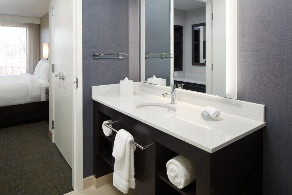 Koupelna v ubytování Residence Inn Montreal Midtown
