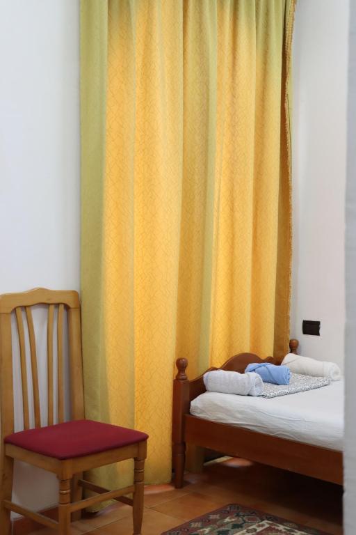 ~Villa Gloria~ - Economy Twin Room