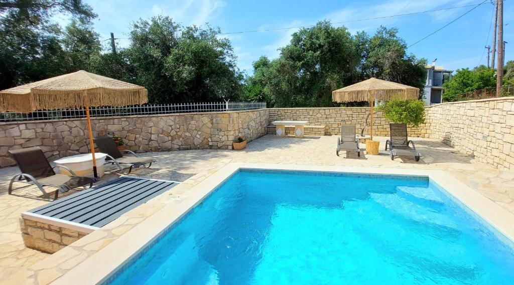 Electra Villa & Pool Studios - 14