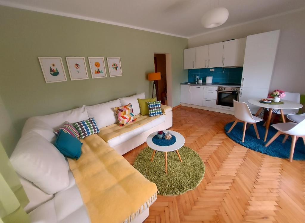 ティヴァトにあるApartments Ivaのギャラリーの写真