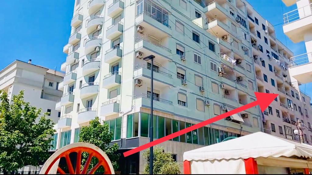 Delizioso bilocale vista mare Arduin Red Wheel - Imazhi 6