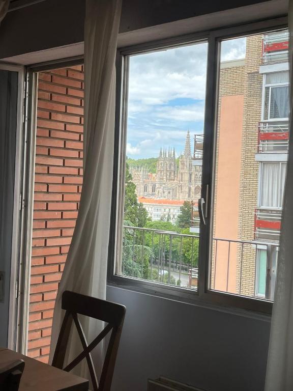 Balkón nebo terasa v ubytování Atuaire Home Gran Apartamento con vistas a la Catedral de Burgos