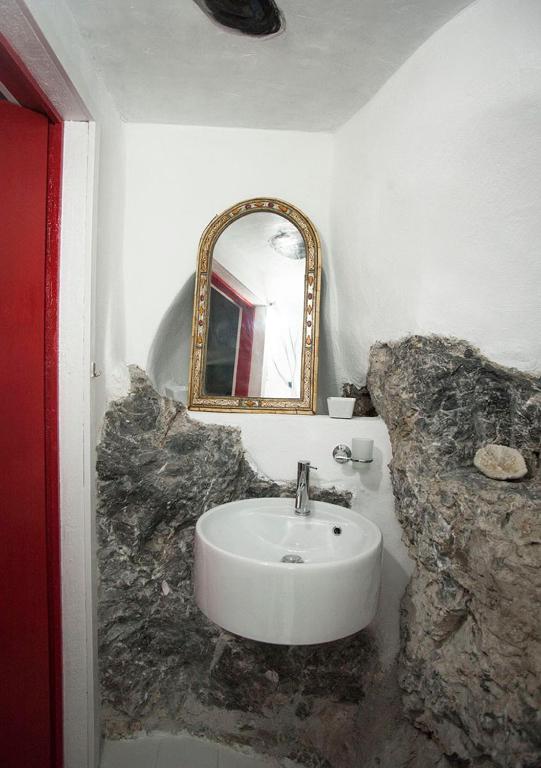 Koupelna v ubytování B&B BIANCALUNA