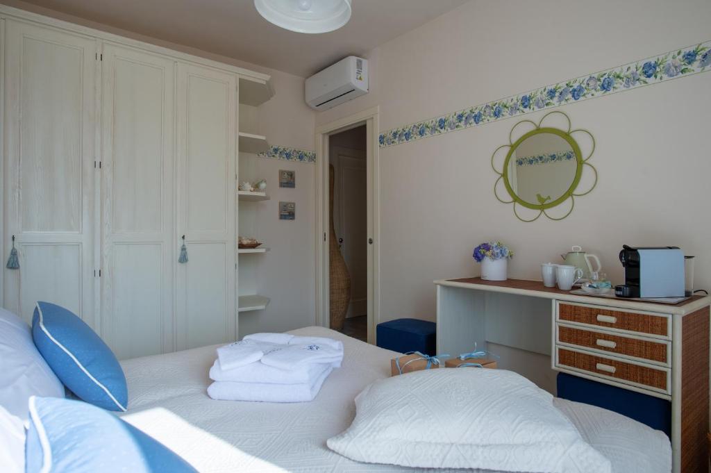 Postel nebo postele na pokoji v ubytování B&B at DurruEli's