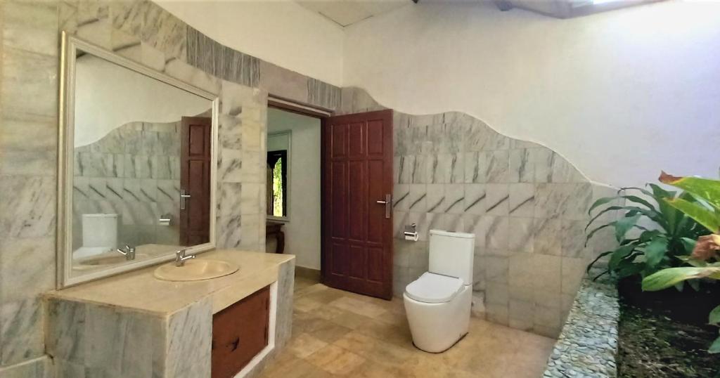 Matahari Inn Kuta Lombok - Suite De Lujo