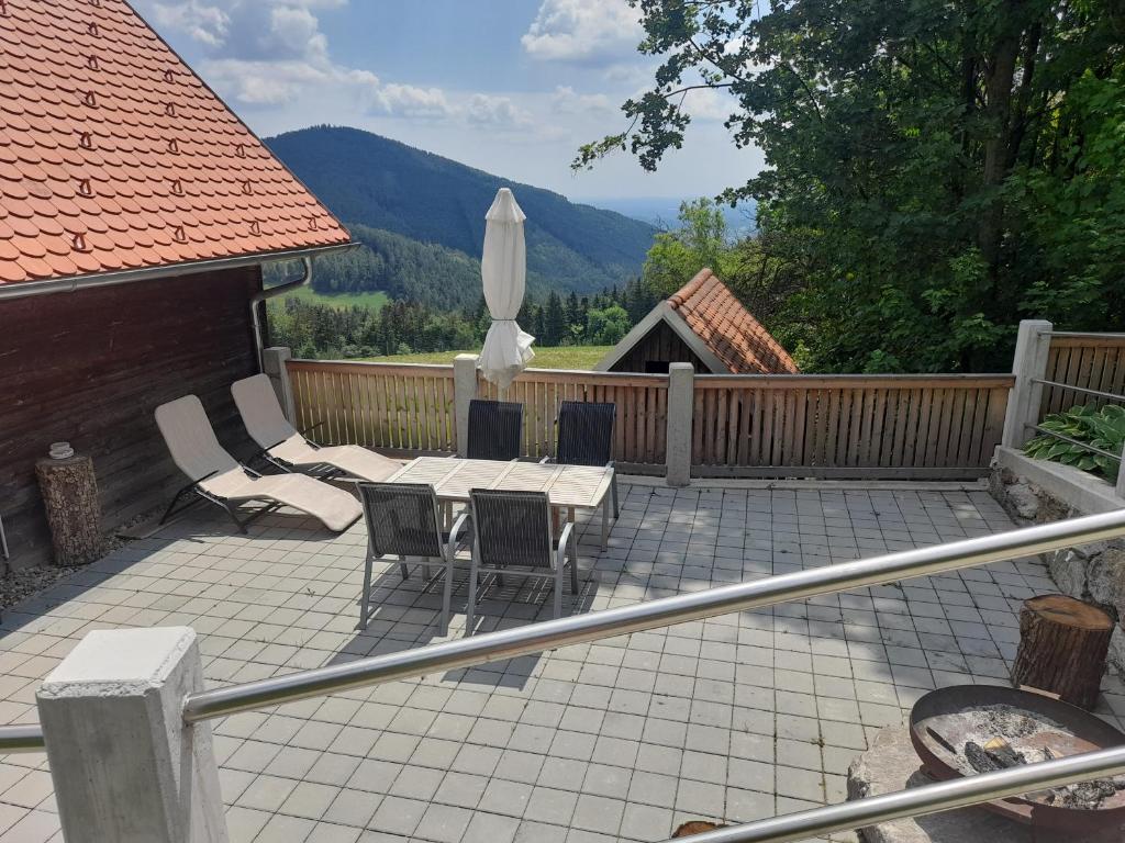 Nespecifikovaný výhled na hory nebo výhled na hory při pohledu z apartmánu