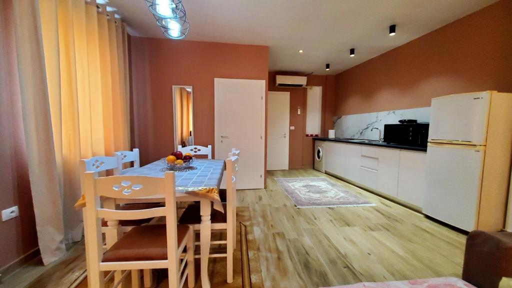 مطبخ أو مطبخ صغير في Sirius Apartment