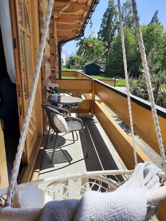 Balkón alebo terasa v ubytovaní Willa Płazówka Białczańska