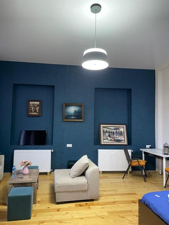 Posezení v ubytování Appartment in heart of tbilisi