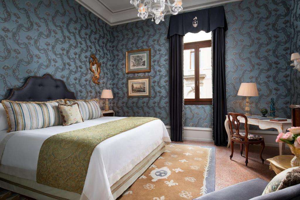 Voodi või voodid majutusasutuse The Gritti Palace, a Luxury Collection Hotel, Venice toas