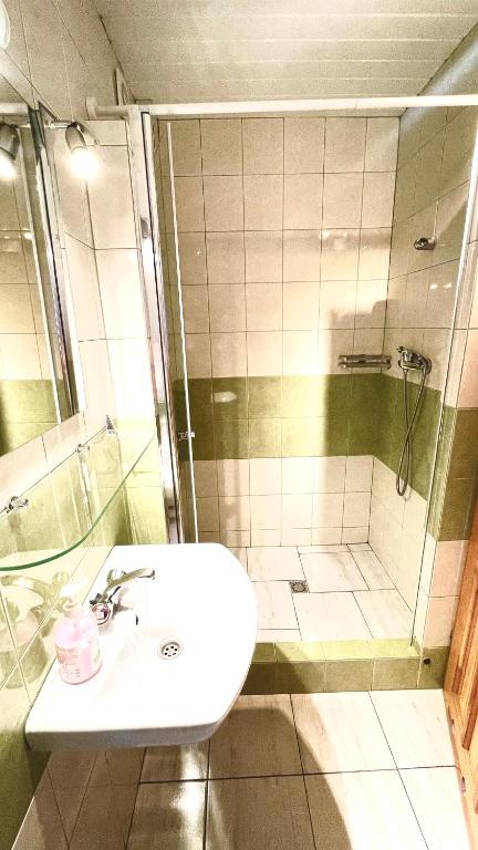 Pokoje i domek letniskowy Pod Kasztanem - 18